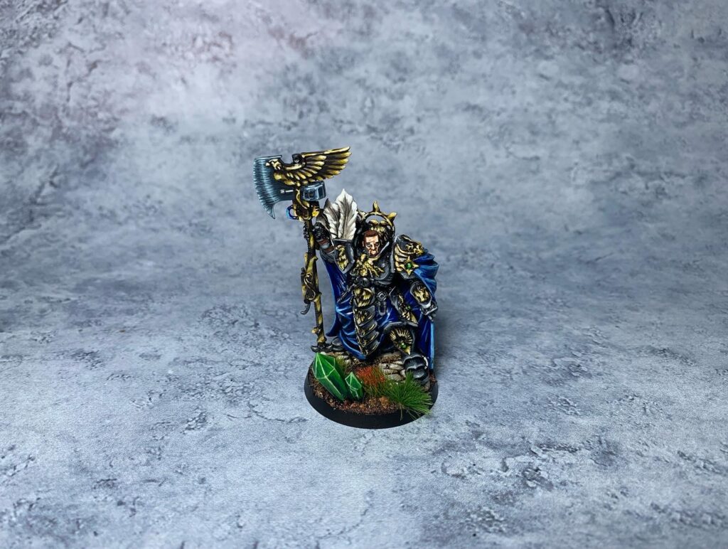 Adeptus Custodes in blue and grey