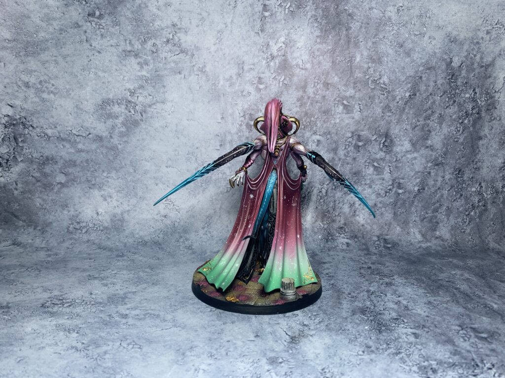 Daemons of Slaanesh in sea blue and pink colours