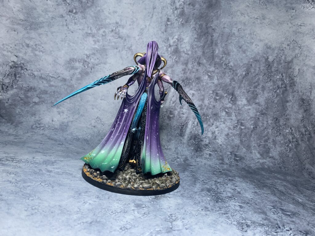 Daemons of Slaanesh in sea blue and pink colours