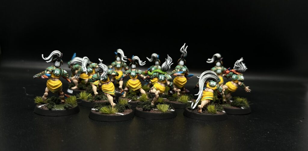 Blood Bowl Amazons in green and yellow