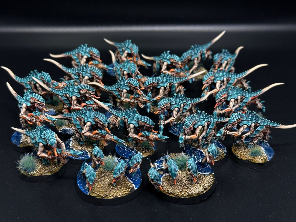 Tyranids in Sea Theme on water transparent bases