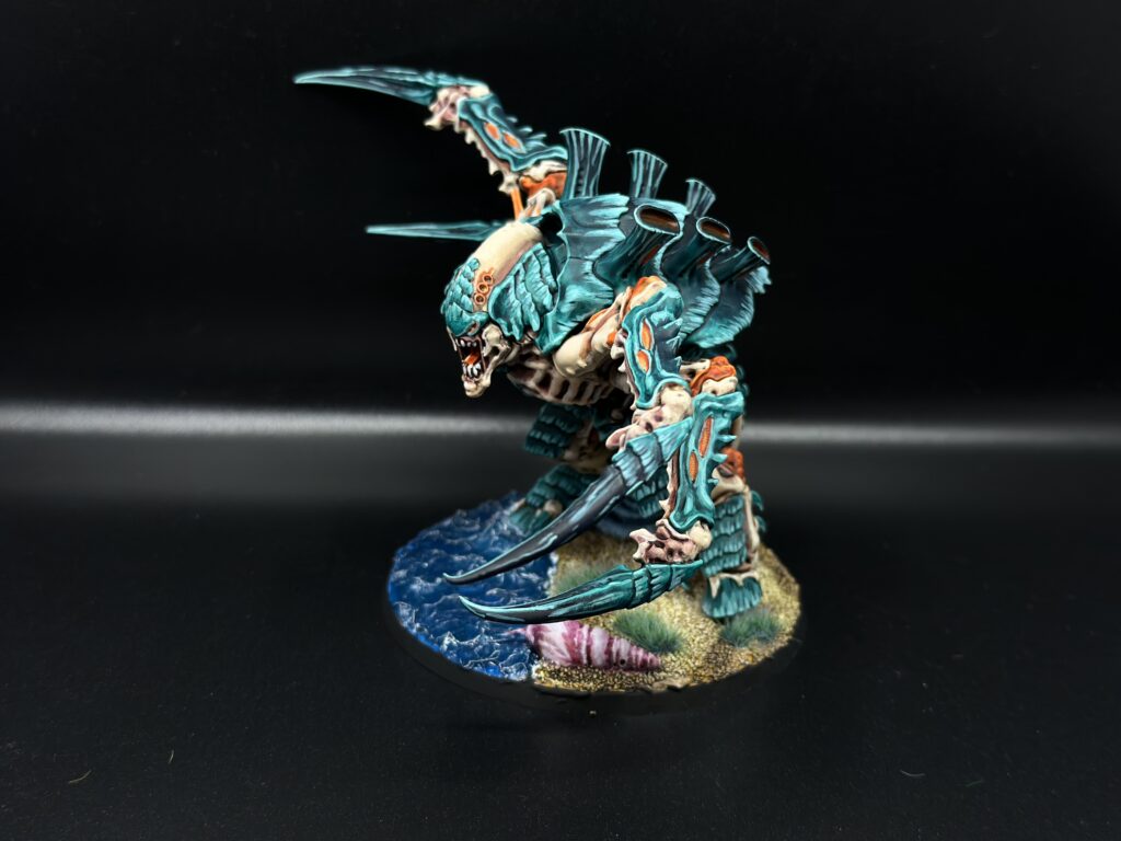 Tyranids in Sea Theme on water transparent bases